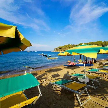 In With Private Hotel Capoliveri (Isola d'Elba)